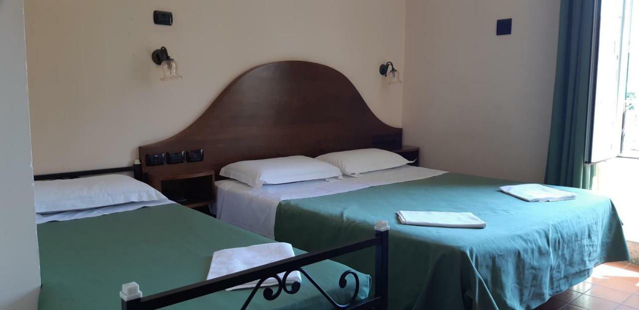 Hotel Al Sanpietrino โรม ภายนอก รูปภาพ